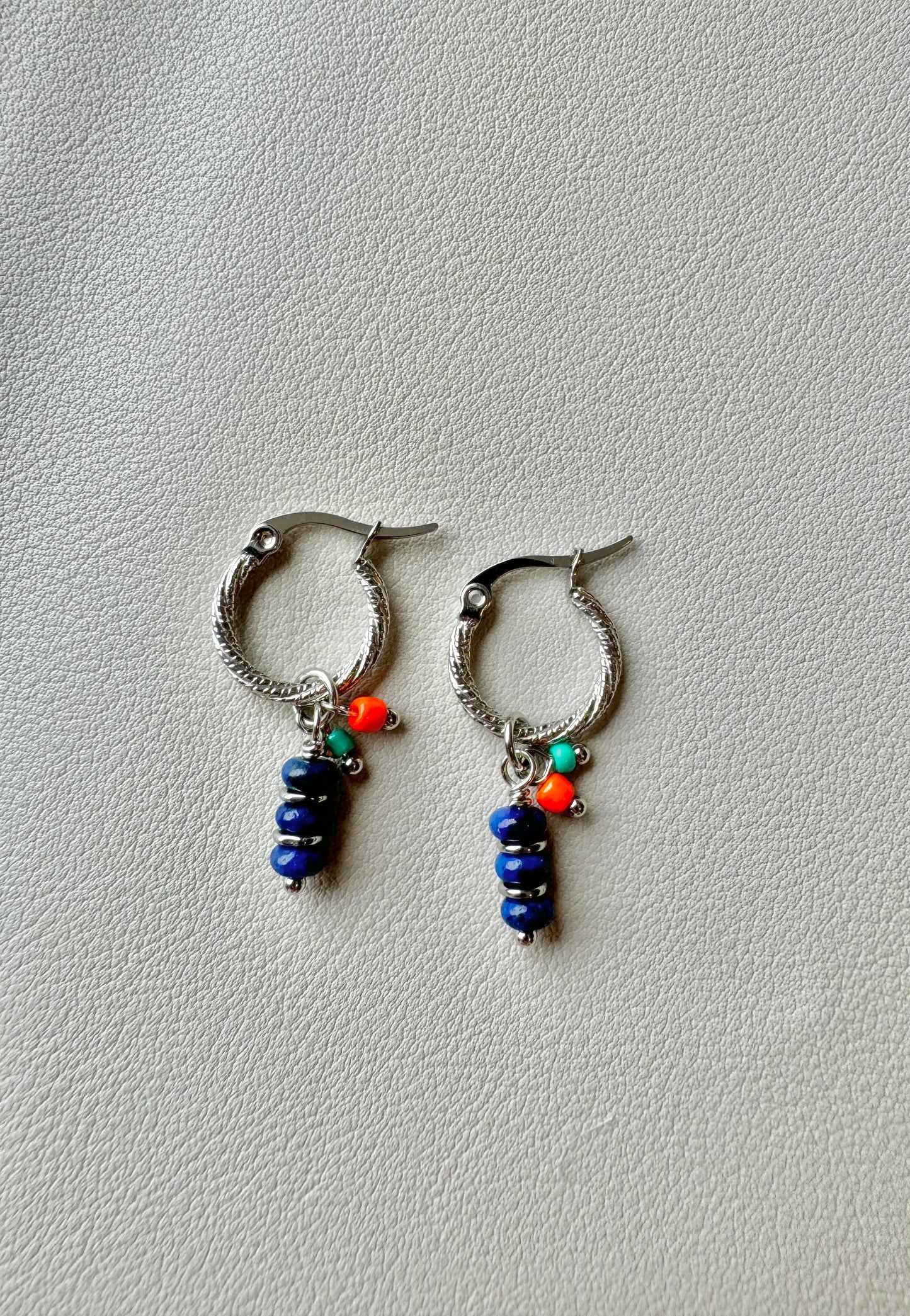 Maya oorbellen zilver