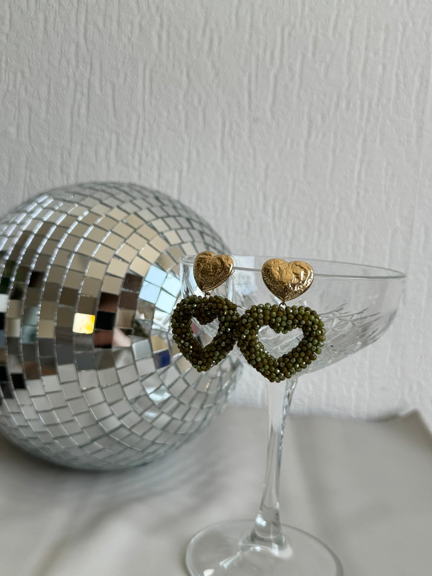 Olivia oorbellen olijf